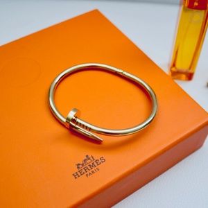 Good Quality GOLD Nail Bangle